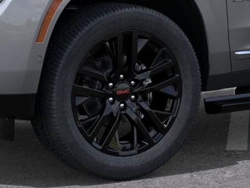 New 2026 GMC Yukon Denali w/ Sun & Power Step Package image 9