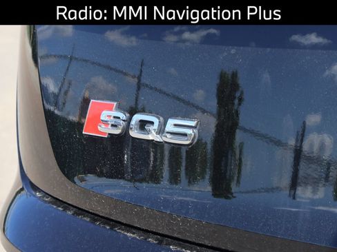 Used 2022 Audi SQ5 Prestige AWD/4WD image 9
