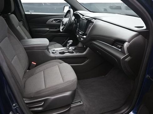 Used 2023 Chevrolet Traverse LT AWD/4WD image 21