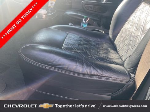 Used 2019 Chevrolet Express 2500 Work Van image 8