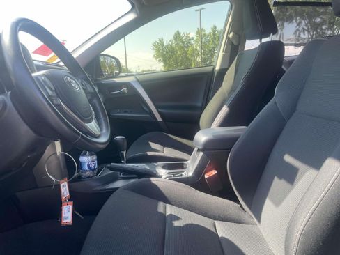 Used 2017 Toyota RAV4 XLE FWD image 15