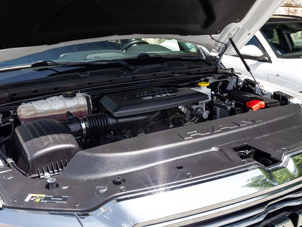 Used 2022 RAM 1500 Laramie AWD/4WD image 33