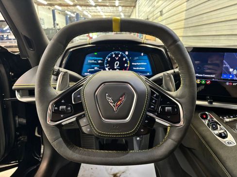 Used 2021 Chevrolet Corvette Stingray Premium Cpe w/ Z51 Performance Package RWD image 14