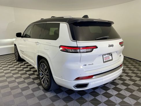 Certified 2022 Jeep Grand Cherokee L Summit AWD/4WD image 3