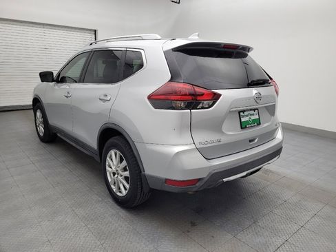 Used 2018 Nissan Rogue SV w/ Premium Package AWD/4WD image 5
