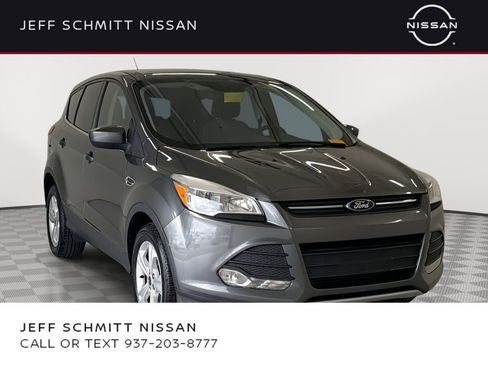 Used 2016 Ford Escape SE FWD image 1
