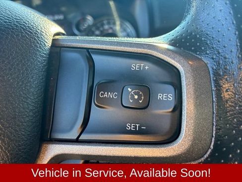Used 2024 RAM 2500 Tradesman w/ Chrome Appearance Group AWD/4WD image 16