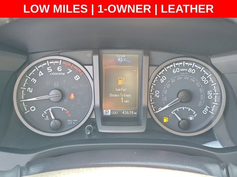 Used 2023 Toyota Tacoma TRD Off-Road w/ Black Out Package (TMS) AWD/4WD image 3