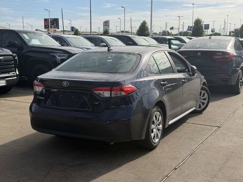 Used 2024 Toyota Corolla LE image 7