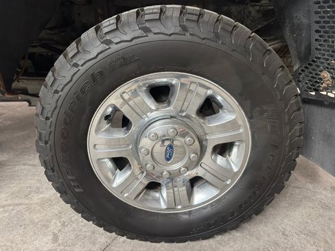 Used 2016 Ford F350 Lariat w/ Lariat Ultimate Package AWD/4WD image 16