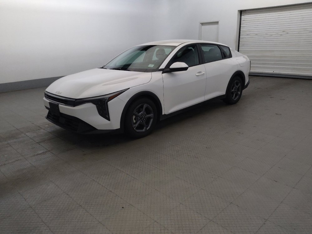Used 2025 Kia K4 FWD image 2