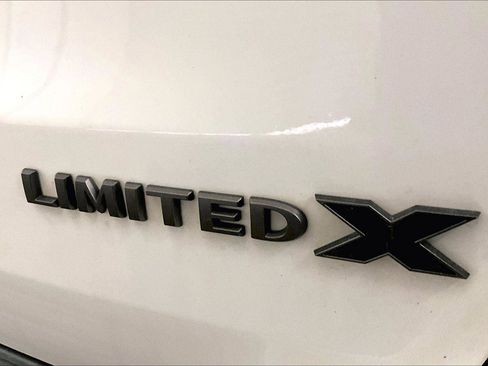Used 2019 Jeep Grand Cherokee Limited X image 13