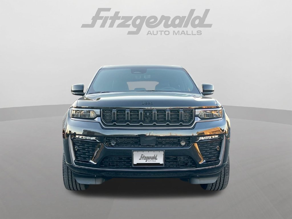 Used 2026 Jeep Grand Cherokee Limited AWD/4WD image 11