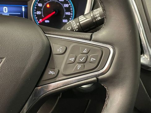 Used 2023 Chevrolet Equinox LT AWD/4WD image 37