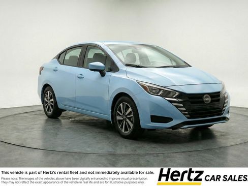 Used 2025 Nissan Versa SV FWD image 1