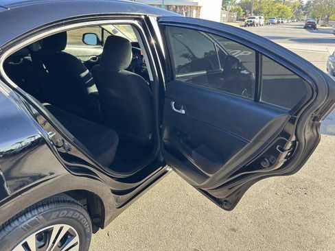 Used 2013 Honda Civic LX image 17