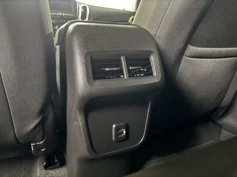 Used 2024 Chevrolet Equinox LT AWD/4WD image 49