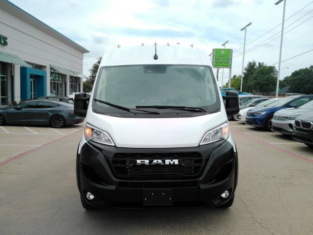 Used 2025 RAM ProMaster 2500 w/ Convenience Group FWD image 2