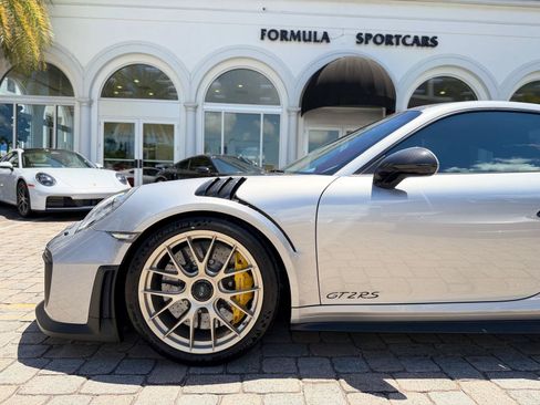 Used 2018 Porsche 911 GT2 RS RWD image 31