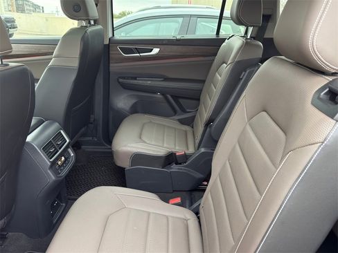 New 2025 Volkswagen Atlas SEL image 29