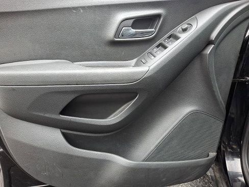 Certified 2019 Chevrolet Trax LT image 13