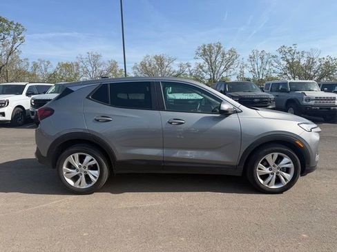 Used 2025 Buick Encore GX Preferred image 5