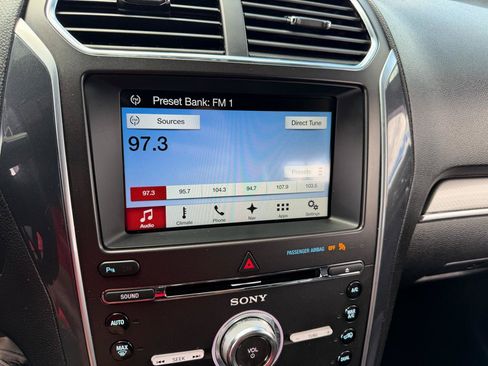 Used 2017 Ford Explorer Sport AWD/4WD image 33