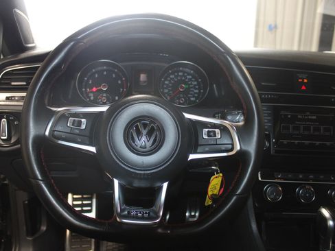 Used 2015 Volkswagen GTI S FWD image 10