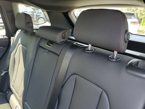 Used 2019 BMW X3 xDrive30i w/ Driving Assistance Package AWD/4WD image 17