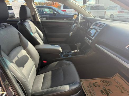 Used 2015 Subaru Legacy 2.5i Limited image 31