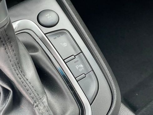 Used 2023 Hyundai Kona Limited image 24