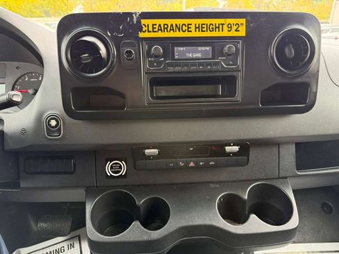 Used 2019 Mercedes-Benz Sprinter 144 image 11