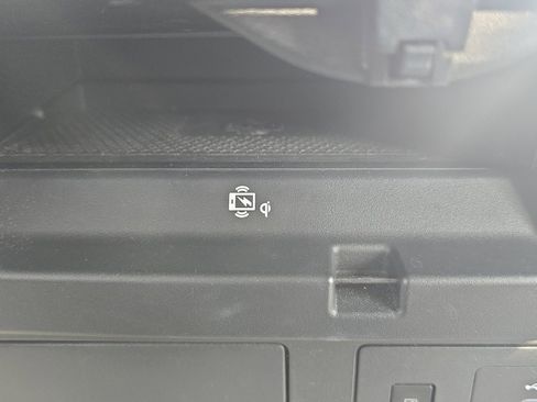 Used 2022 INFINITI QX80 Luxe w/ Cargo Package image 34