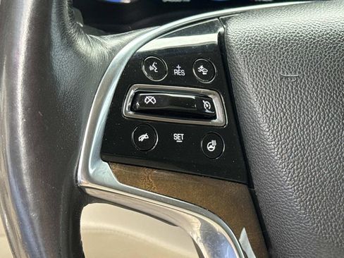 Used 2020 Cadillac Escalade Luxury RWD image 24