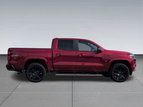 Used 2025 Chevrolet Colorado Z71 w/ Technology Package image 7