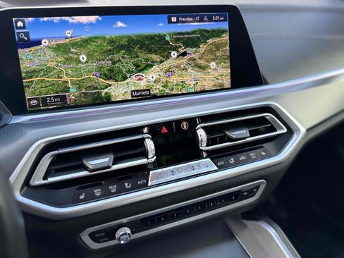 Used 2020 BMW X6 xDrive40i w/ Premium Package image 28