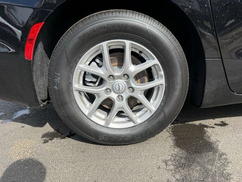 New 2026 Chrysler Pacifica Select FWD image 51