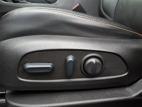 Used 2022 Chevrolet Equinox Premier image 25