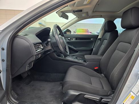 Used 2022 Honda Civic EX image 9