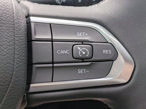 New 2026 Jeep Compass Latitude image 22