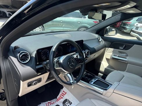 Used 2025 Mercedes-Benz GLA 250 image 12