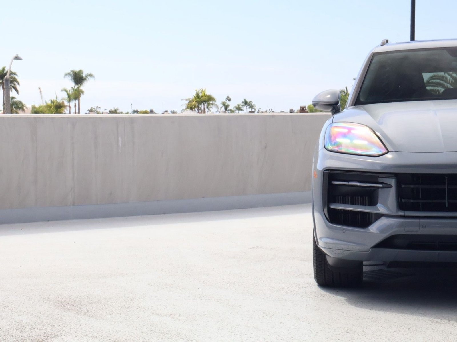 Certified 2025 Porsche Cayenne GTS AWD/4WD image 11