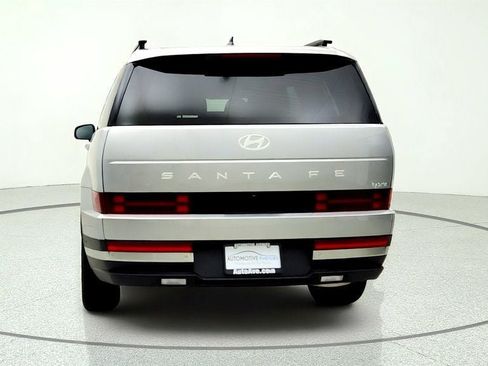 Used 2025 Hyundai Santa Fe Limited FWD image 6