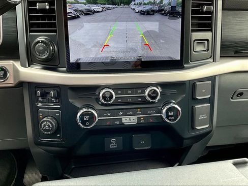 Used 2021 Ford F150 XLT w/ Equipment Group 302A High AWD/4WD image 17
