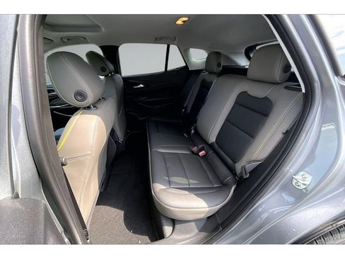 New 2026 Chevrolet Trax ACTIV w/ Sunroof Package FWD image 13