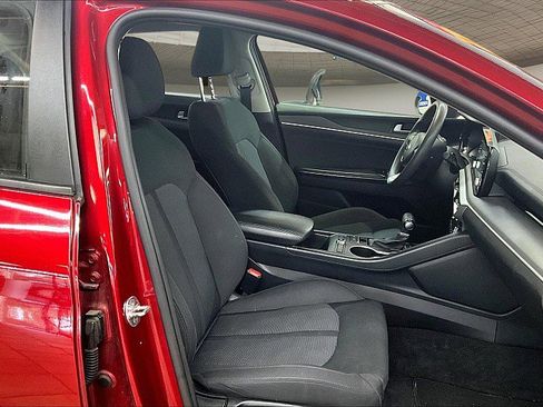 Used 2021 Kia K5 LXS FWD image 7