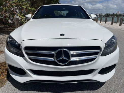 Used 2018 Mercedes-Benz C 300 Sedan image 4