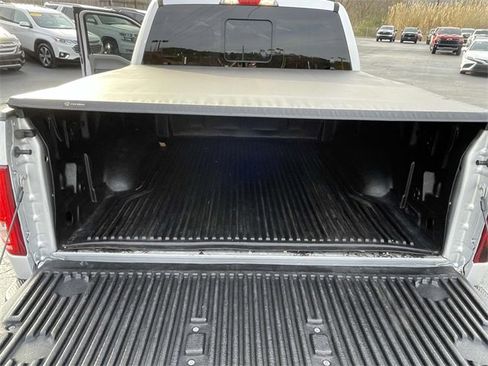 Used 2016 Ford F150 XLT w/ Equipment Group 302A Luxury image 12