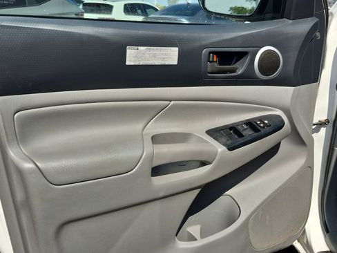 Used 2014 Toyota Tacoma 4x4 Double Cab w/ TRD Off-Road Package image 14
