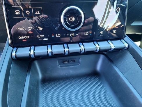 New 2026 GMC Terrain Elevation w/ Elevation Premium Package AWD/4WD image 15